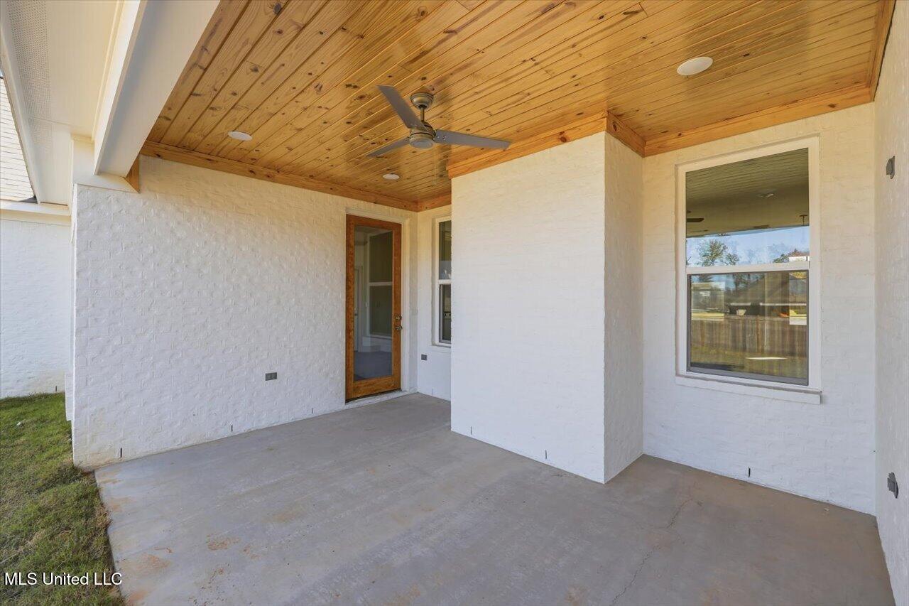 111 Willow Way Canton, MS 39046 - Photo 31 of 33 31-111 Willow Way _ Home Tours MS