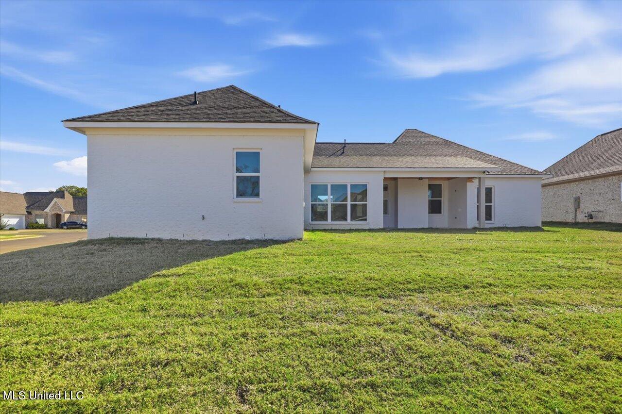 111 Willow Way Canton, MS 39046 - Photo 33 of 33 33-111 Willow Way _ Home Tours MS