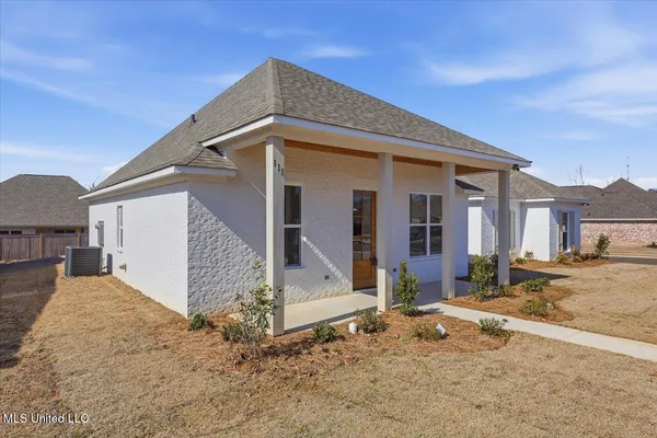 $365,900 | 111 Willow Way, Canton, MS 39046