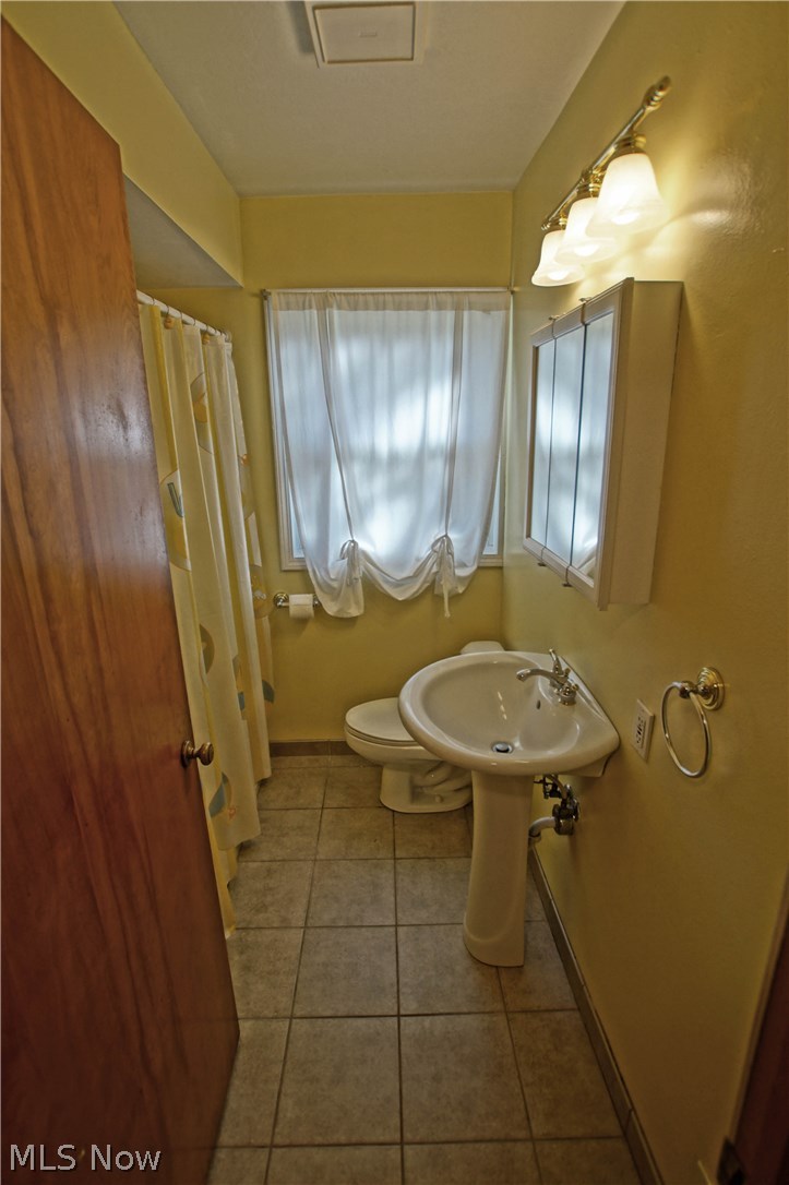 8899 Edgehill Road Mentor, OH 44060 - Photo 9 of 16 Gallery Image 9