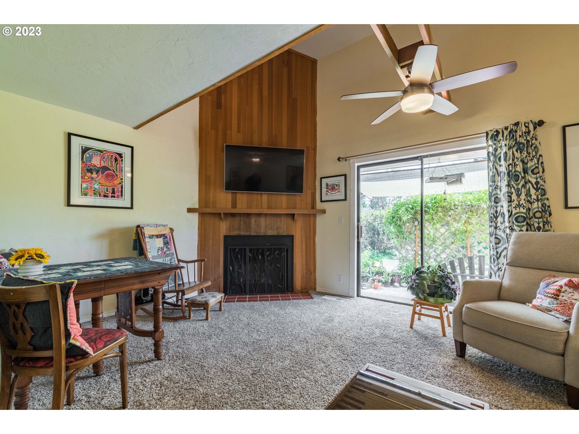 1557 Fetters Loop Eugene, OR 97402 - Photo 17 of 37 Gallery Image 17