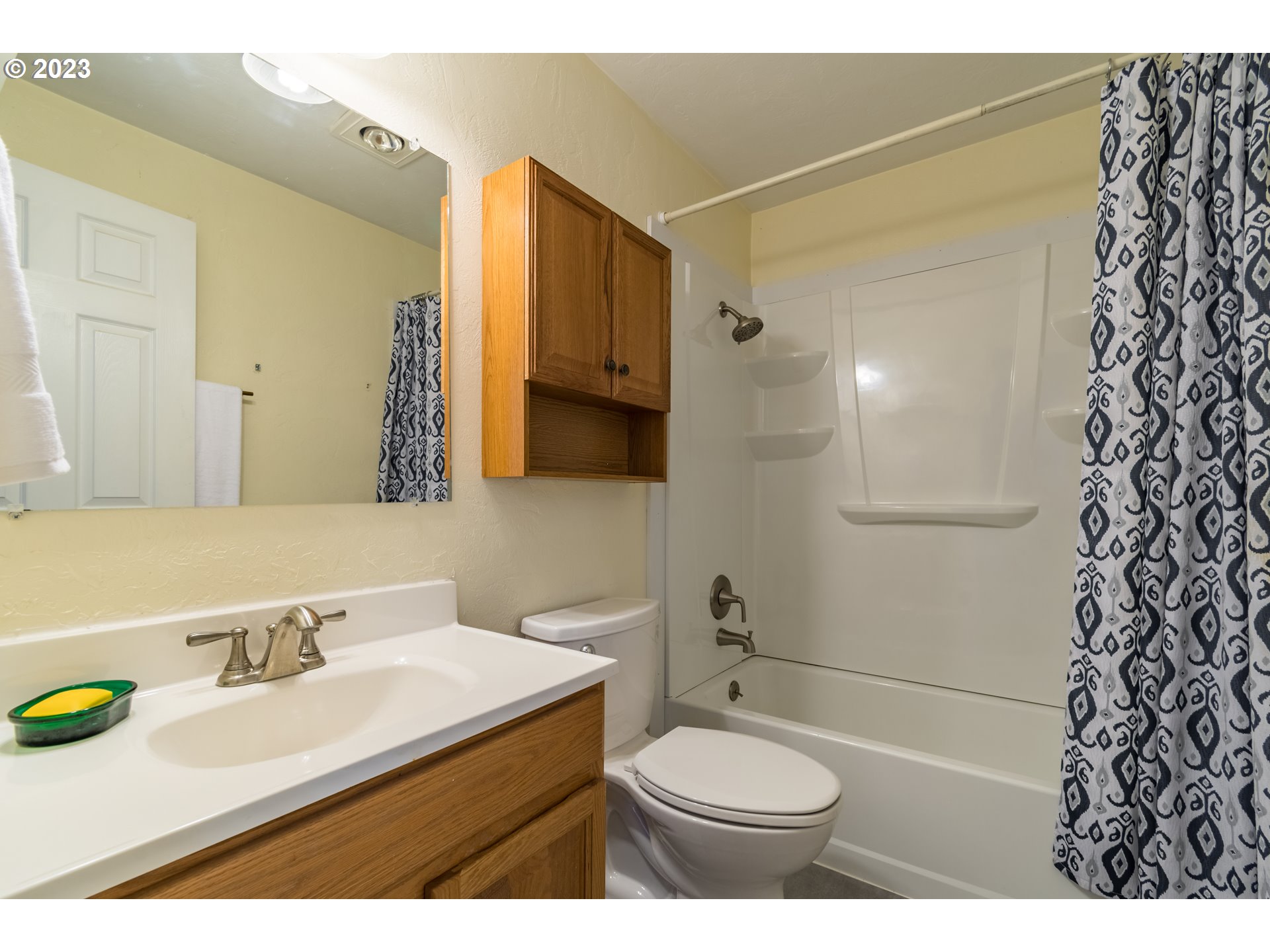 1557 Fetters Loop Eugene, OR 97402 - Photo 26 of 37 Gallery Image 26