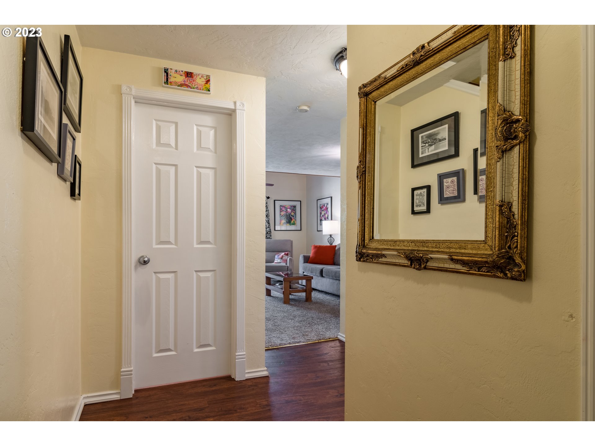 1557 Fetters Loop Eugene, OR 97402 - Photo 4 of 37 Gallery Image 4