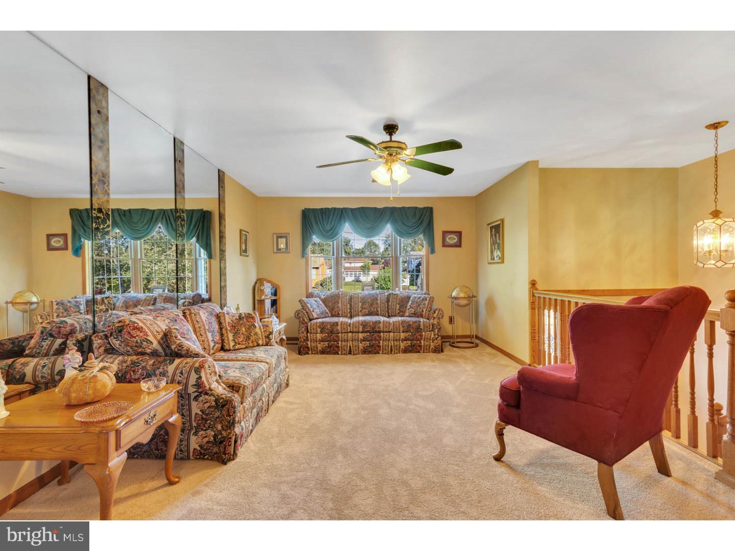 6 Rolling Road Stratford, NJ 08084 - Photo 3 of 25