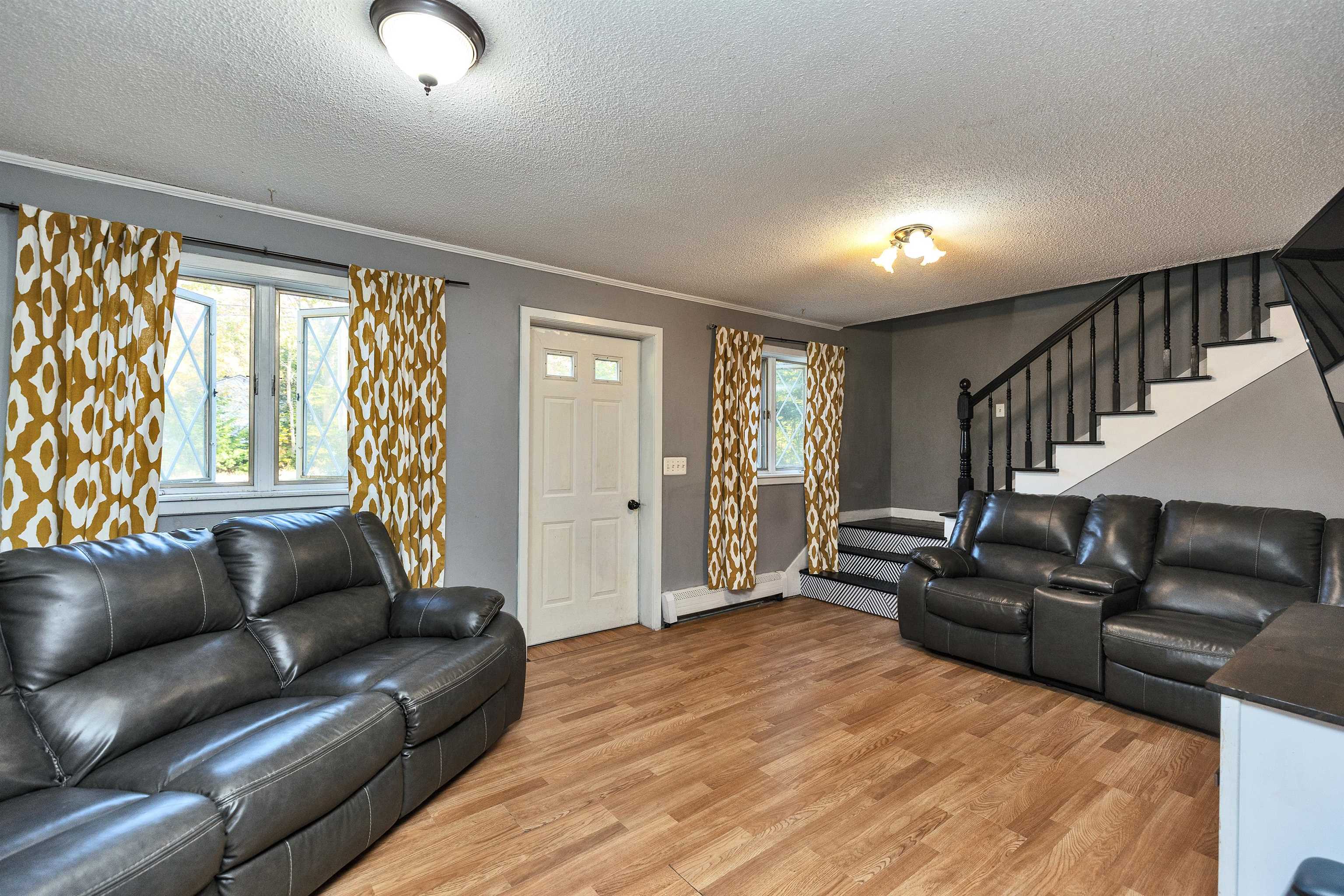 9 Nutter Circle Barnstead, NH 03225 - Photo 6 of 50 Gallery Image 6