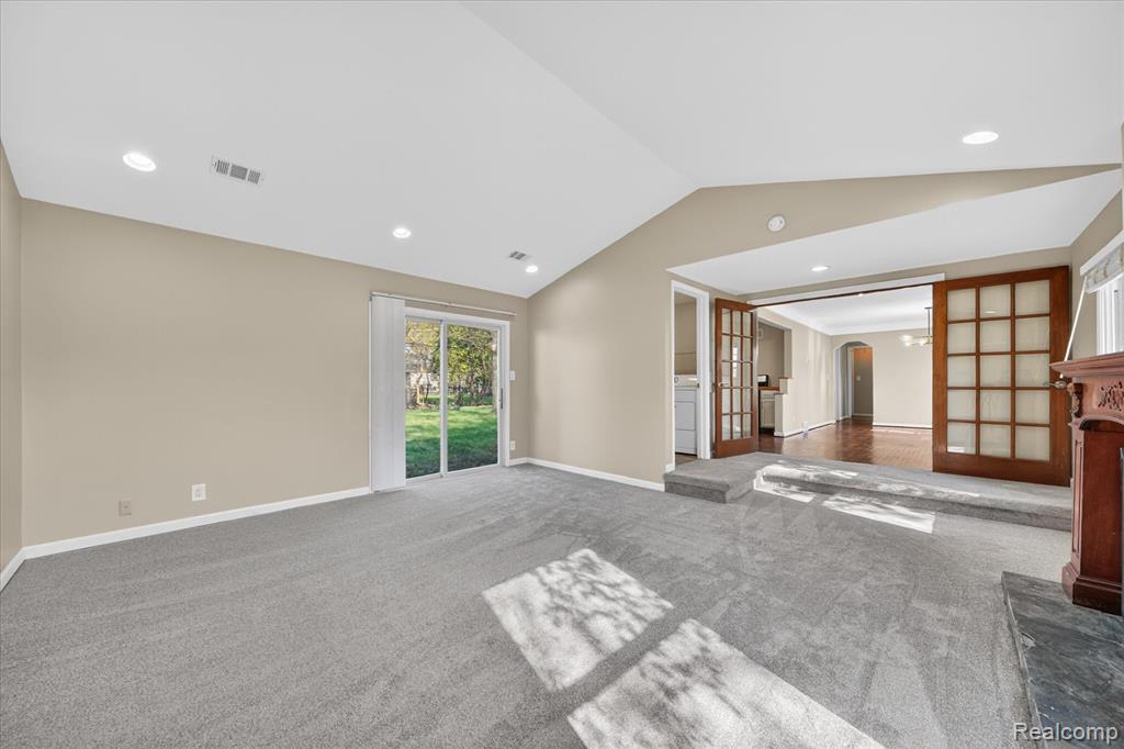 15151 Merriman Road Livonia, MI 48154 - Photo 13 of 38 Gallery Image 13