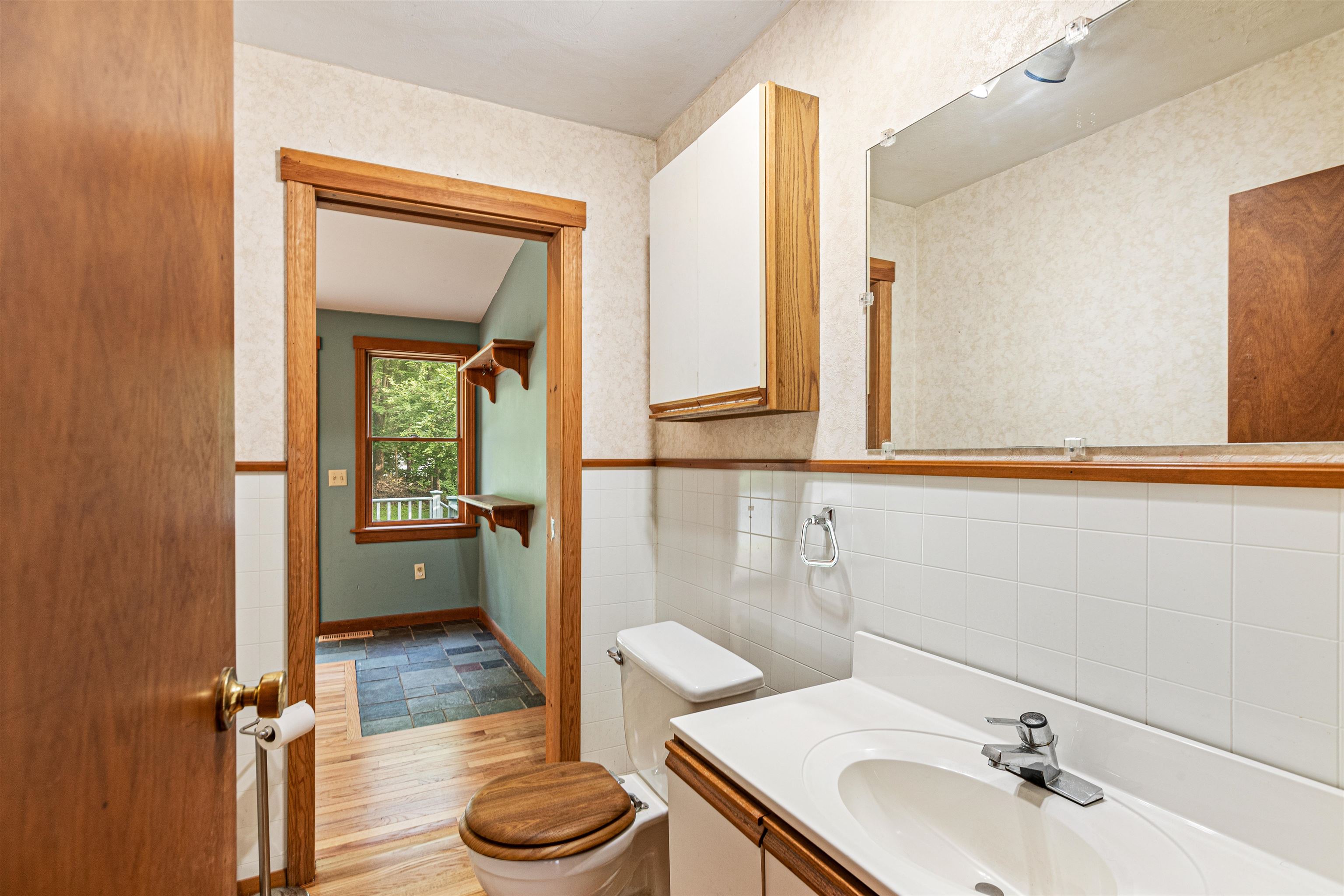 164 Woodbury Road Burlington, VT 05408 - Photo 8 of 39 Gallery Image 8