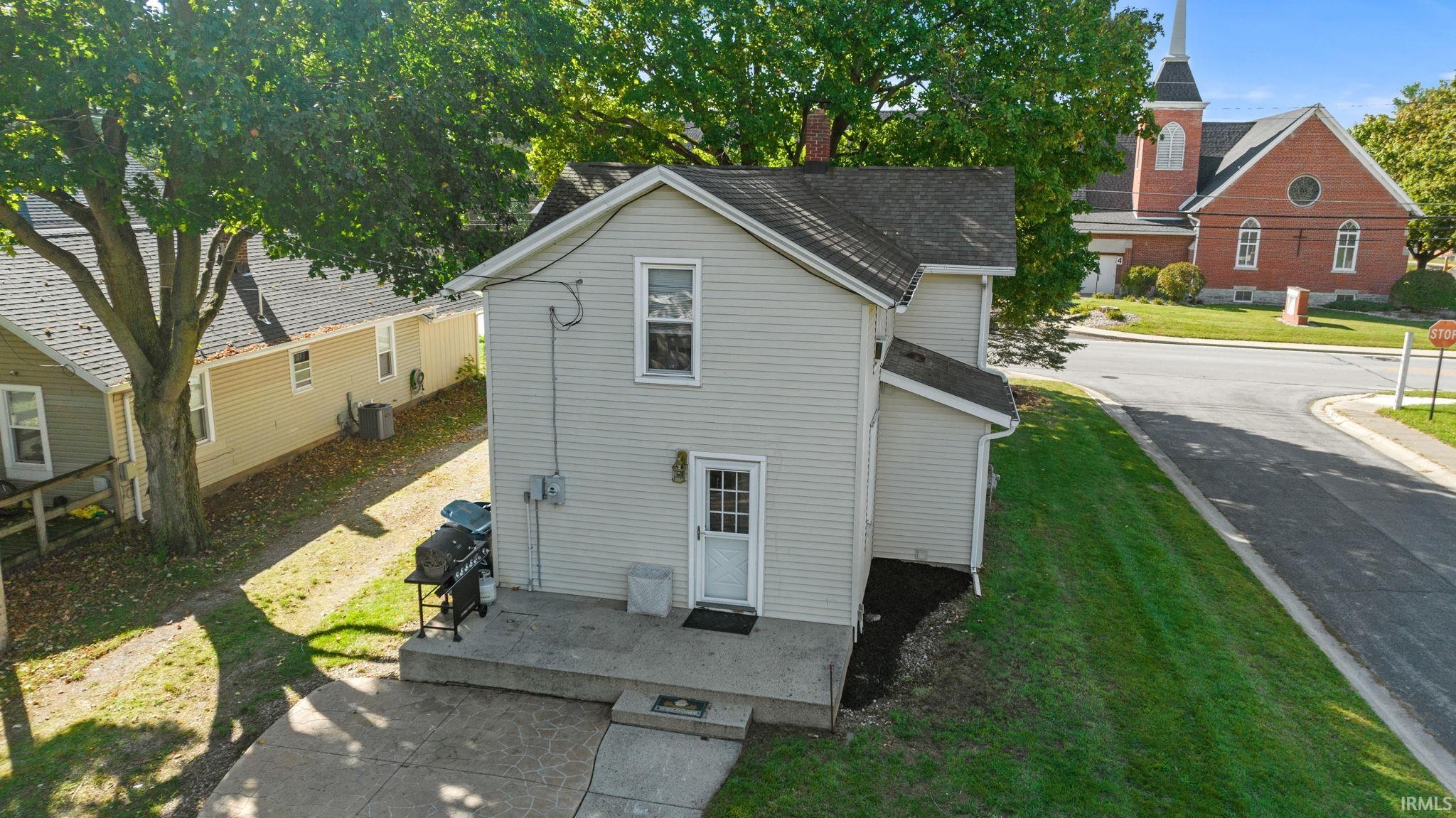 16014 Lima Road Huntertown, IN 46748 - Photo 4 of 30