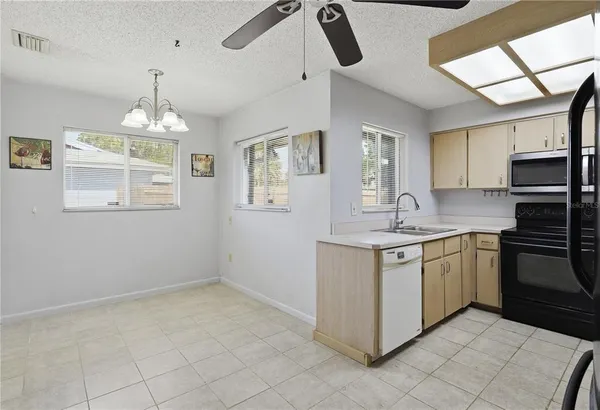 $285,000 | 9 Blackberry Place, Palm Coast, FL 32137