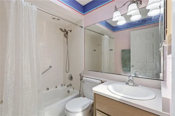 $285,000 | 9 Blackberry Place, Palm Coast, FL 32137