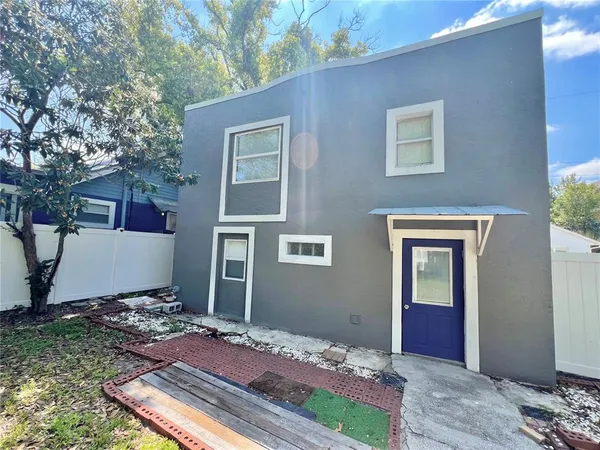 $1,995 | 115 West Allison Court, Tampa, FL 33603