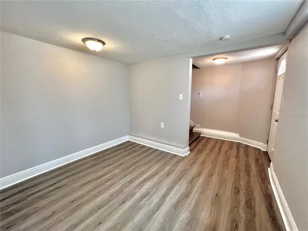 $1,995 | 115 West Allison Court, Tampa, FL 33603