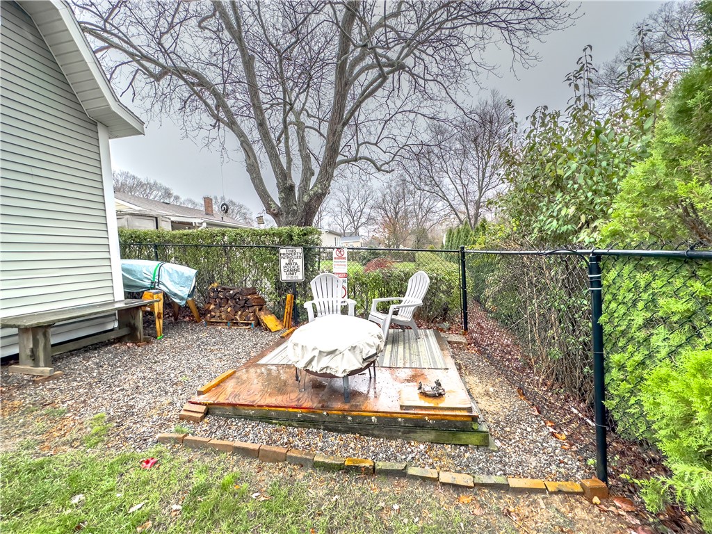 182 Roberta Avenue Woonsocket, RI 02895 - Photo 17 of 18 Gallery Image 17