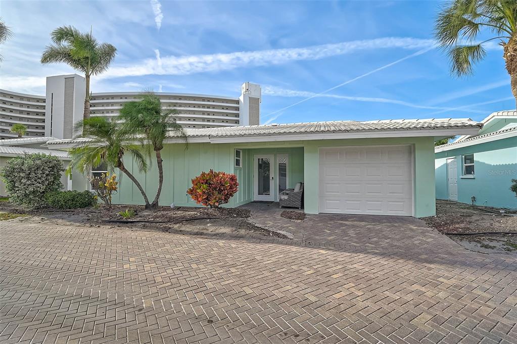6308 Midnight Pass Road, Unit 6 Sarasota, FL 34242 - Photo 30 of 34