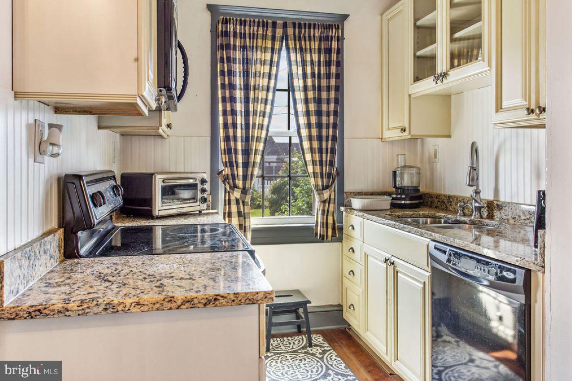 210 Princess Street Hanover, PA 17331 - Photo 13 of 26 Gallery Image 13