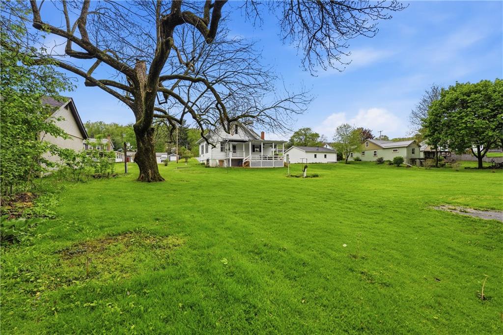 376 Old Rte 19 New Castle, PA 16101 - Photo 8 of 40 Yard