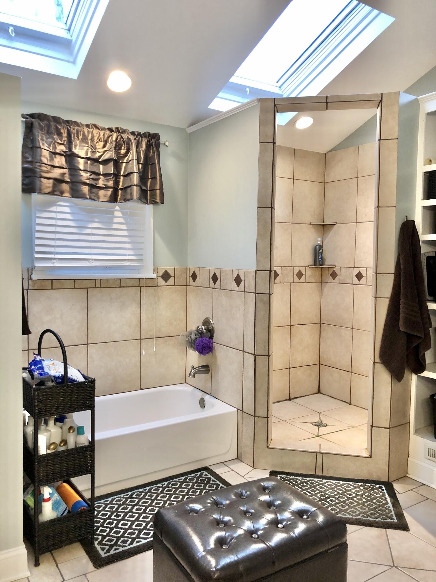 1306 Elfin Road Lookout Mountain, GA 30750 - Photo 13 of 17 Master Bathroom with ample natural light