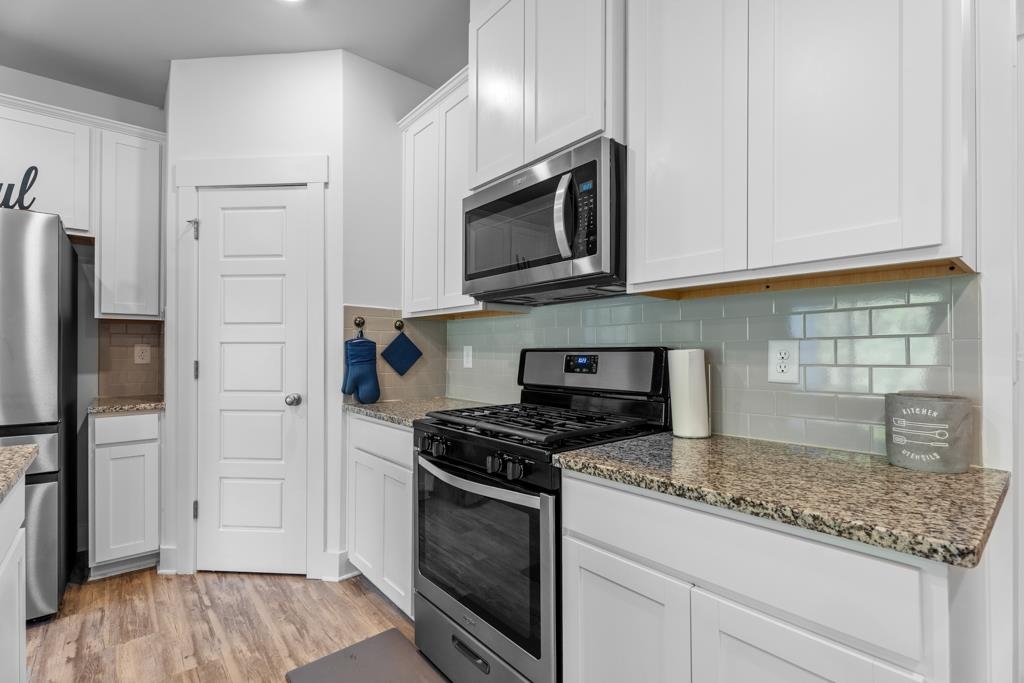 605 Purteview Place Greer, SC 29650 - Photo 4 of 34