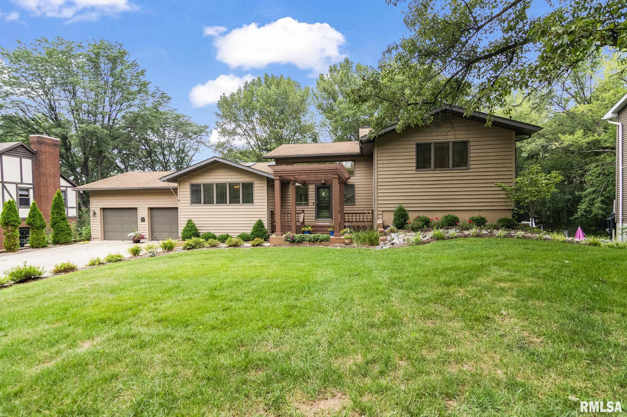 3805 West Bluffs Road Springfield, IL 62711 - Photo 3 of 49