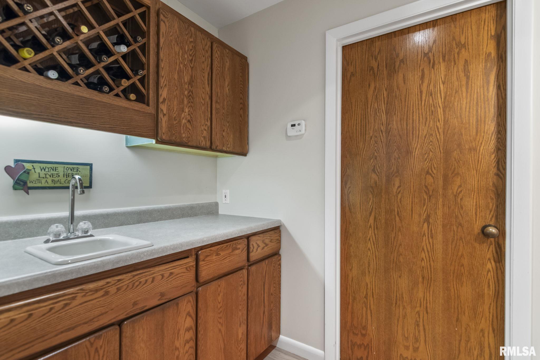 3805 West Bluffs Road Springfield, IL 62711 - Photo 35 of 49