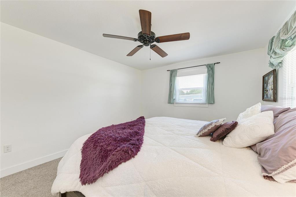 901 Oak Street Southwest Ruskin, FL 33570 - Photo 28 of 63