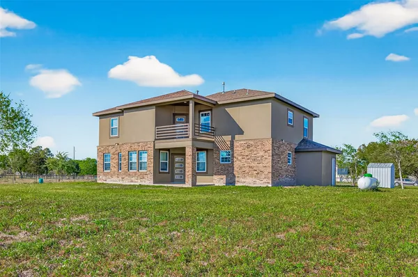 $3,000 | 2410 Engeling Road, Rosenberg, TX 77471