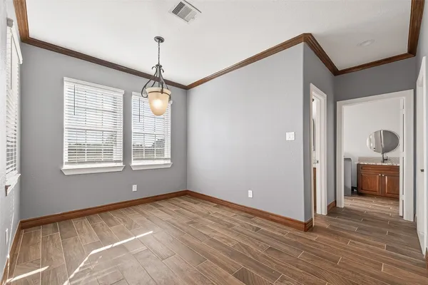 $3,000 | 2410 Engeling Road, Rosenberg, TX 77471