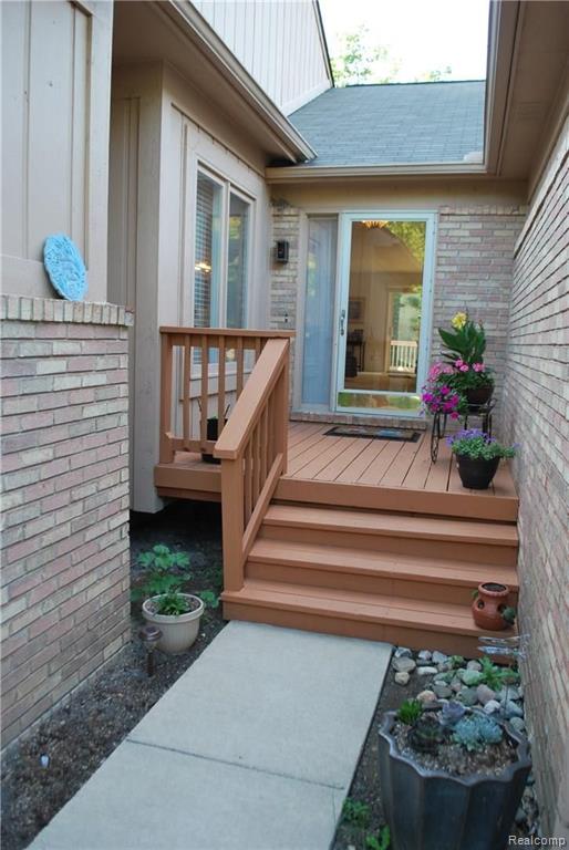 21630 River Ridge, Unit 202 Farmington, MI 48335 - Photo 33 of 35