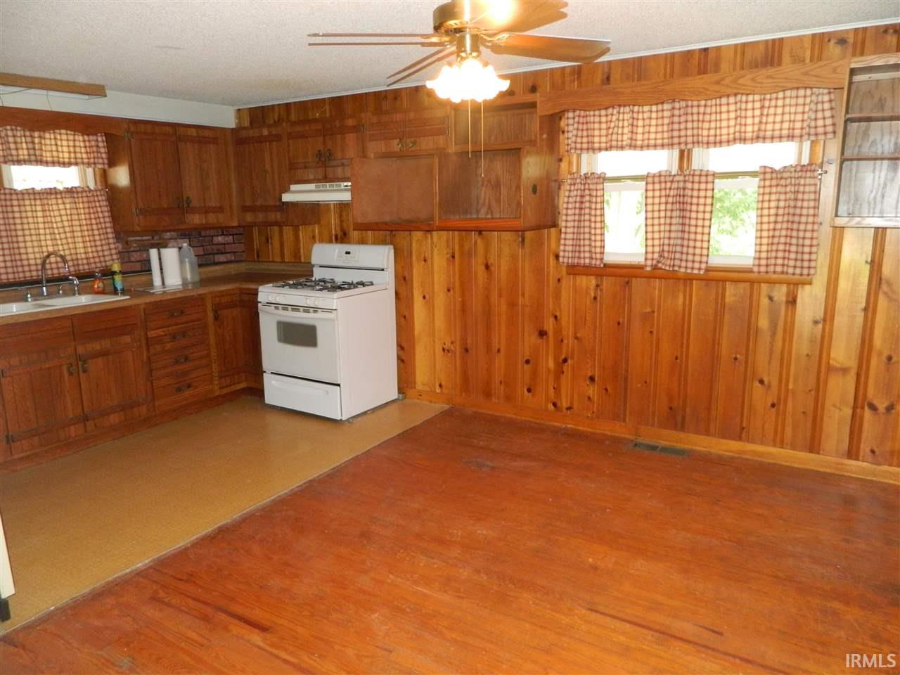 1119 Breckenridge Road Bedford, IN 47421 - Photo 9 of 22 Gallery Image 9