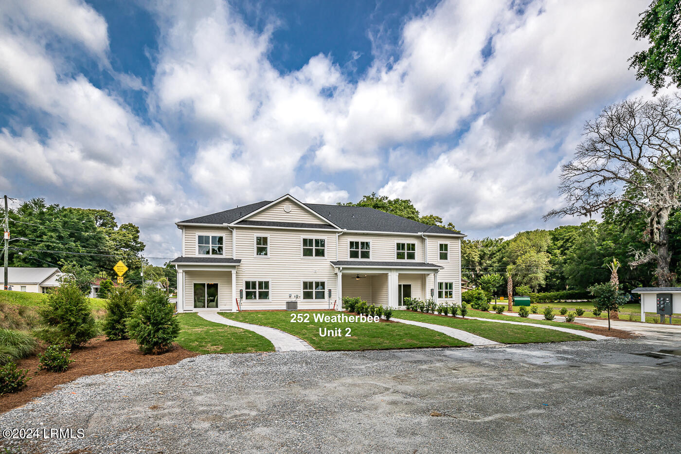 246 Weathersbee Street Ridgeland, SC 29936 - Photo 39 of 43 38 Rear with address