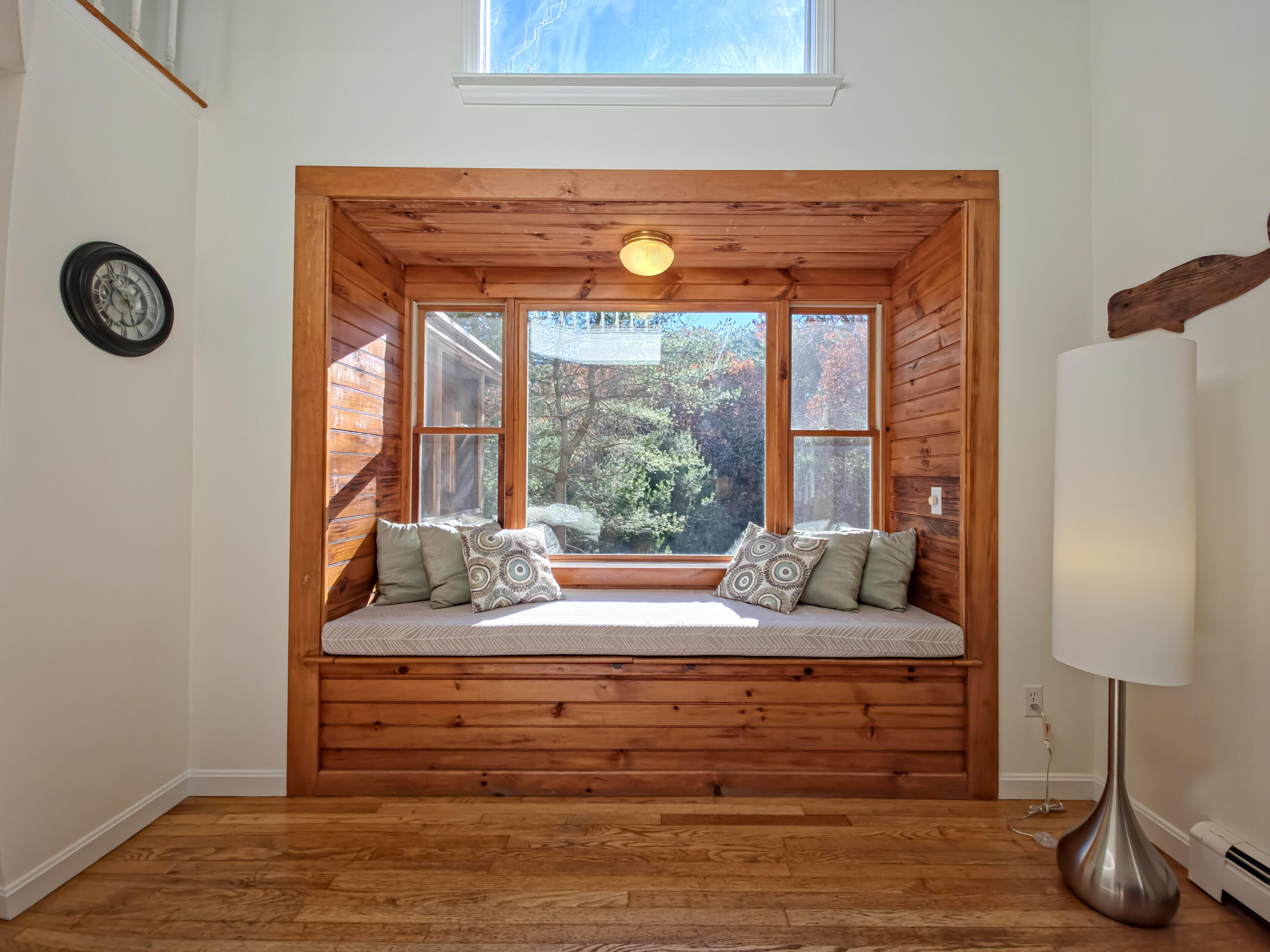 113 Blacksmith Shop Road Falmouth, MA 02540 - Photo 20 of 51 Reading Nook