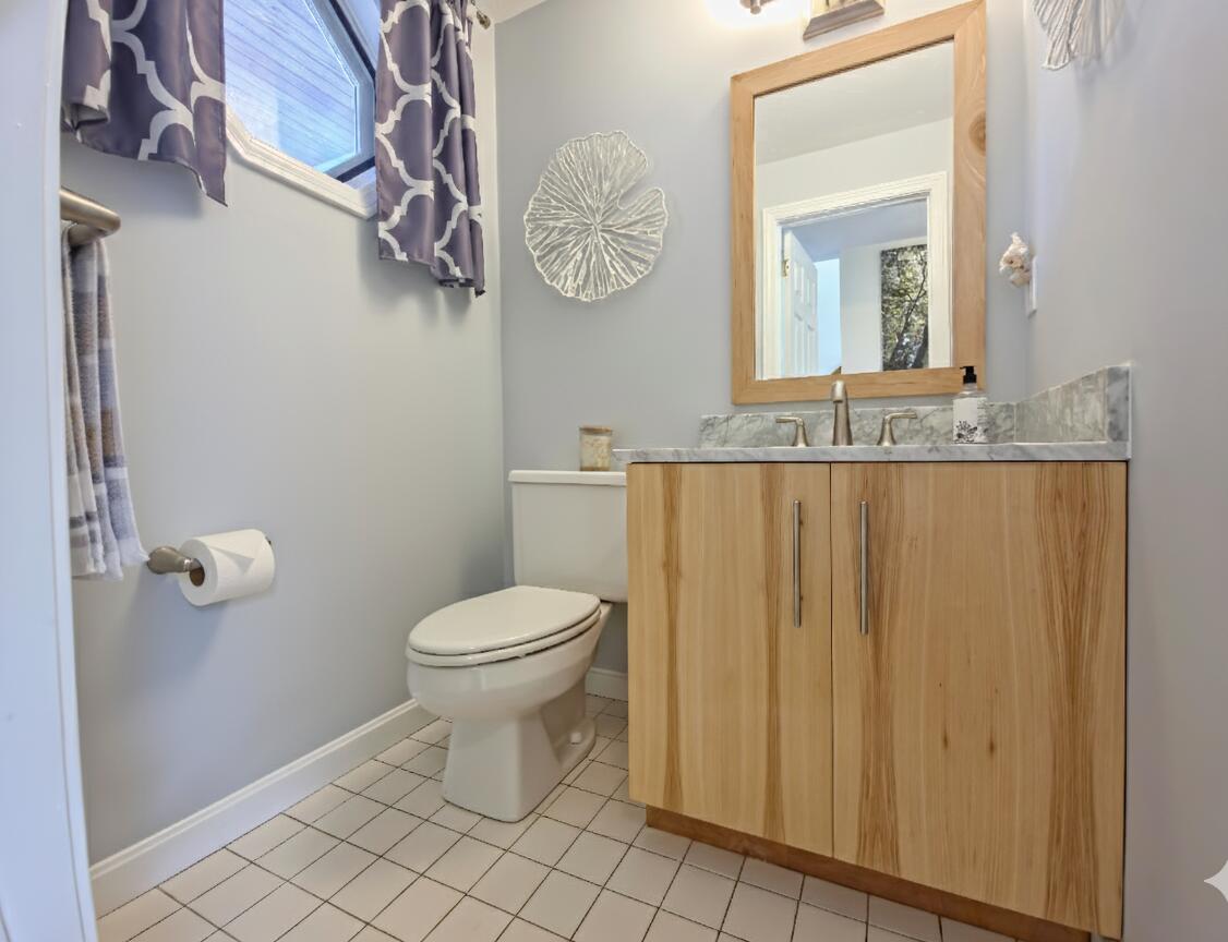 113 Blacksmith Shop Road Falmouth, MA 02540 - Photo 21 of 49 1st Level Half Bathroom