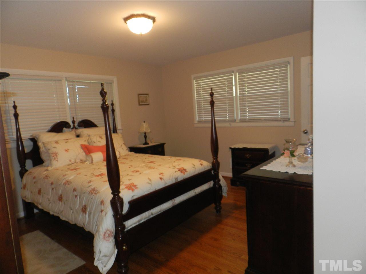 3814 Sue Lane Raleigh, NC 27604 - Photo 9 of 17