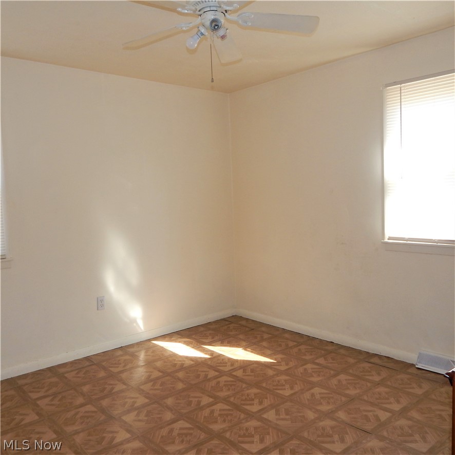 10287 Scotts Corner Road Diamond, OH 44412 - Photo 10 of 22 Gallery Image 10