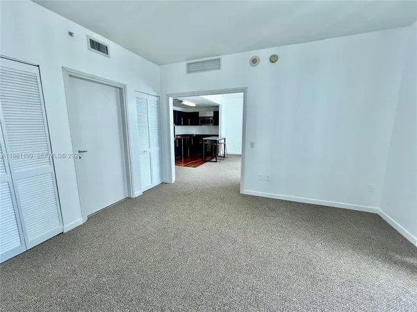 $2,675 | 300 South Biscayne Boulevard, Unit 2703, Miami, FL 33131