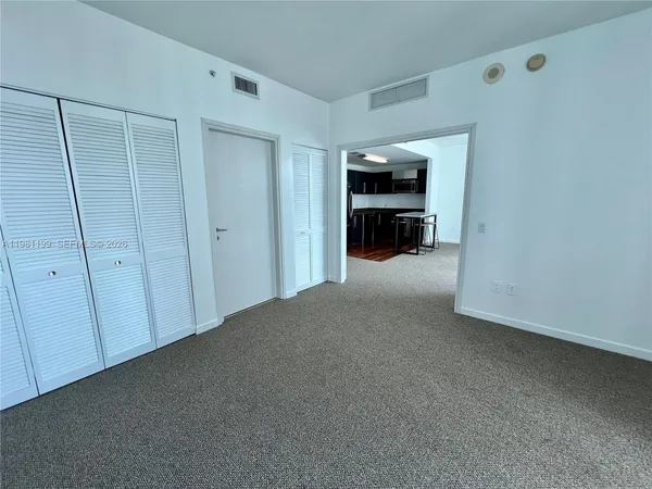 $2,675 | 300 South Biscayne Boulevard, Unit 2703, Miami, FL 33131