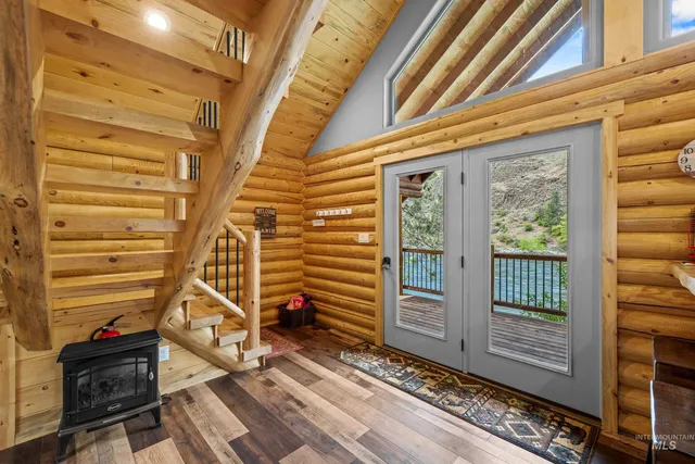 $2,675,000 | 13709 Highway 95, White Bird, ID 83554