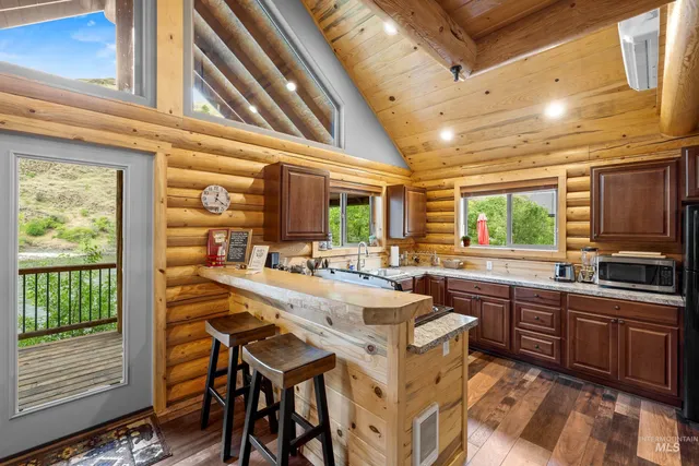 $2,675,000 | 13709 Highway 95, White Bird, ID 83554