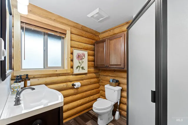 $2,675,000 | 13709 Highway 95, White Bird, ID 83554