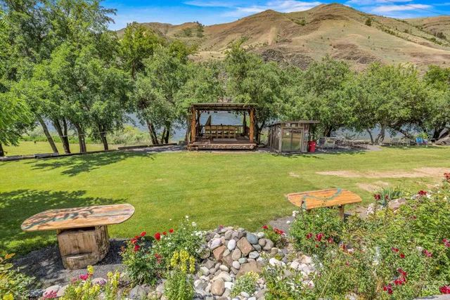 $2,675,000 | 13709 Highway 95, White Bird, ID 83554
