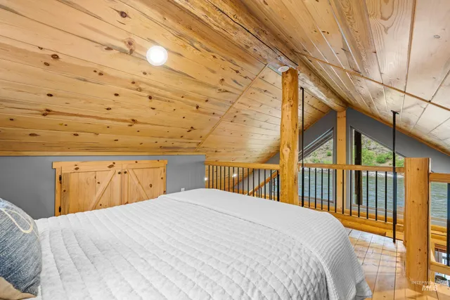 $2,675,000 | 13709 Highway 95, White Bird, ID 83554