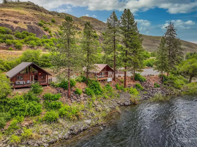 $2,675,000 | 13709 Highway 95, White Bird, ID 83554