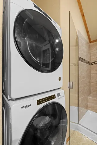 $2,675,000 | 13709 Highway 95, White Bird, ID 83554