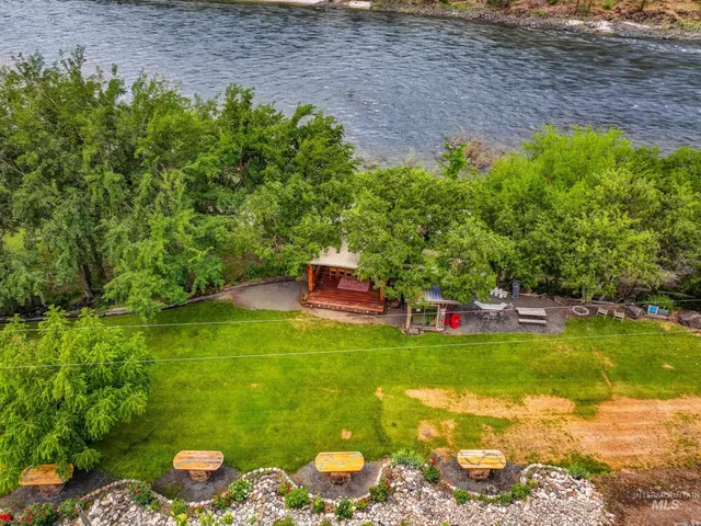 $2,675,000 | 13709 Highway 95, White Bird, ID 83554