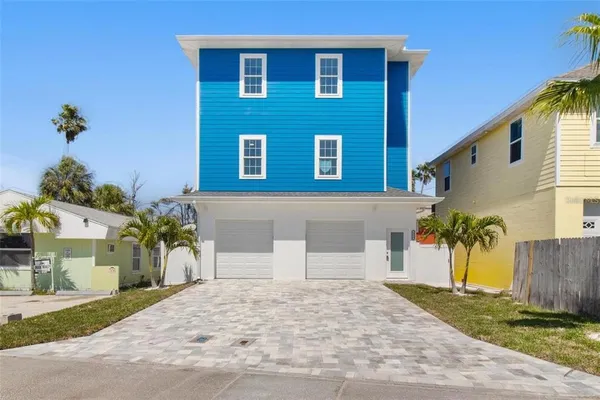 $3,000 | 13117 4th Street East, Madeira Beach, FL 33708
