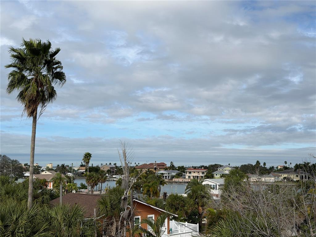 13117 4th Street East Madeira Beach, FL 33708 - Photo 11 of 35