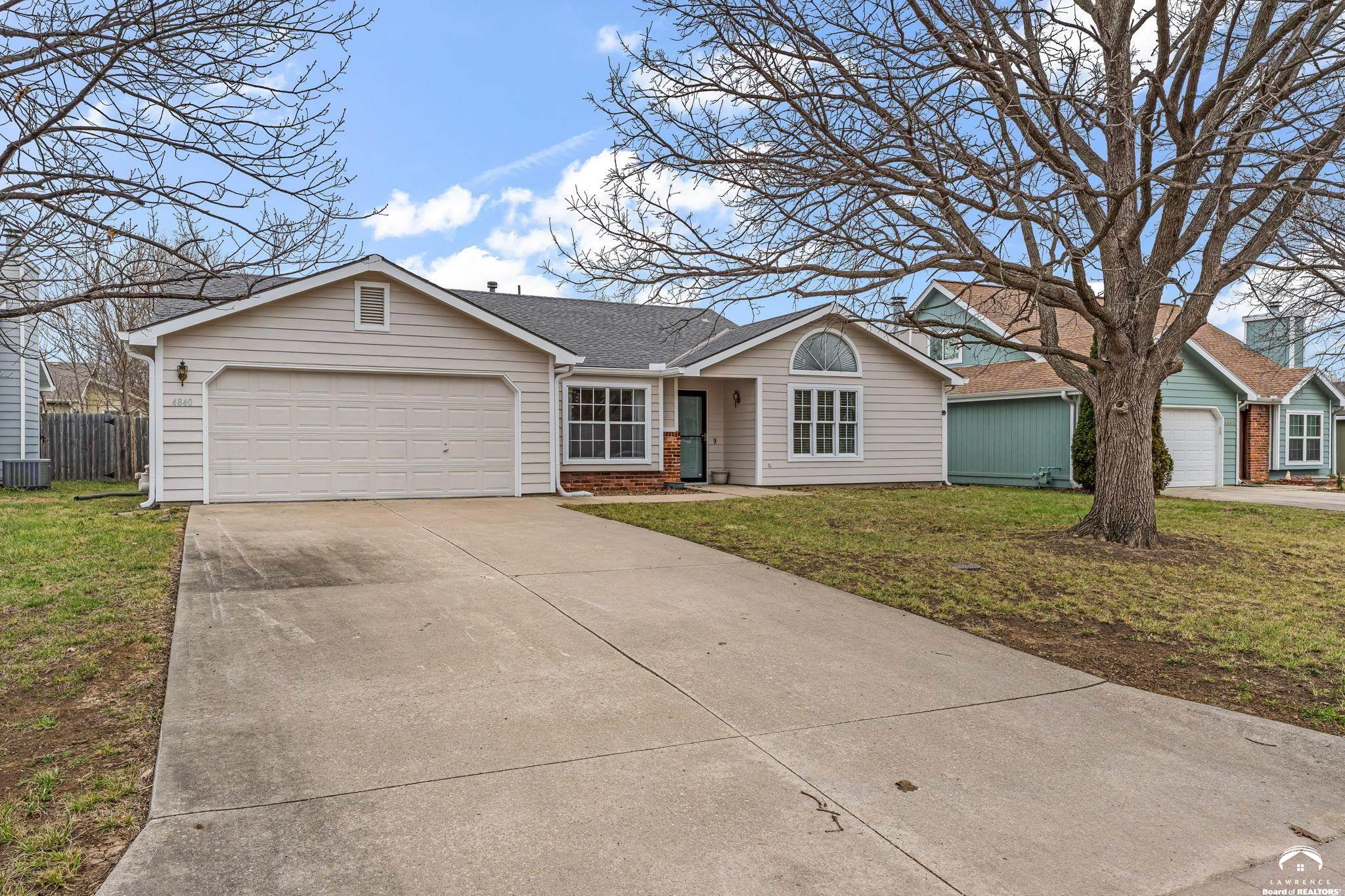 4840 Tempe Street Lawrence, KS 66047 - Photo 1 of 40