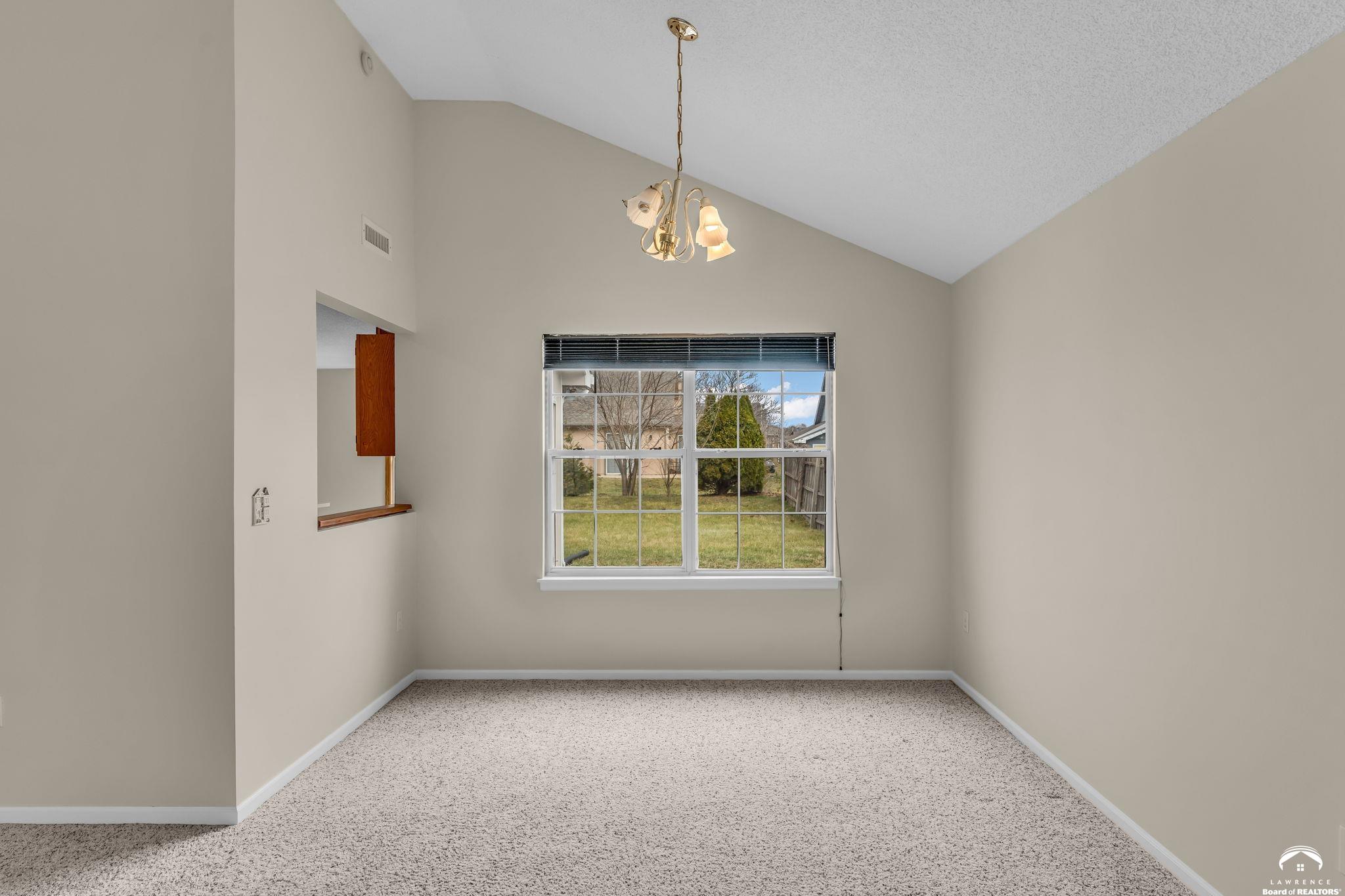 4840 Tempe Street Lawrence, KS 66047 - Photo 12 of 40