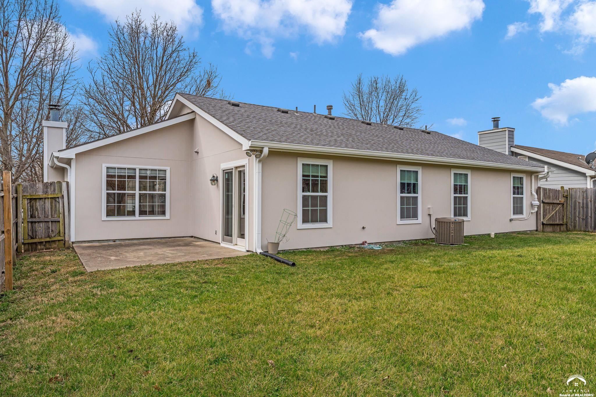 4840 Tempe Street Lawrence, KS 66047 - Photo 5 of 40