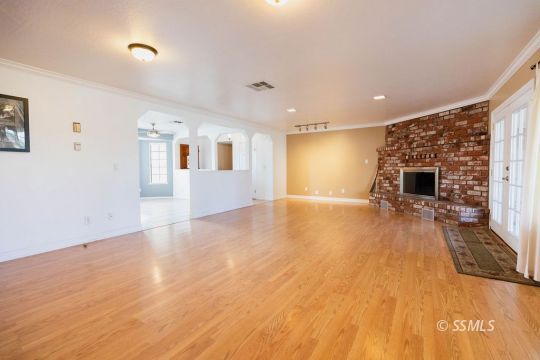 816 West Wasp Avenue Ridgecrest, CA 93555 - Photo 14 of 43 a view of a livingroom with wooden floor